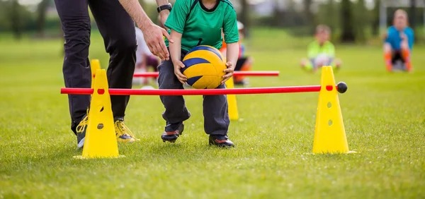 《生化危机4》艾什莉体模晒自己的《真三国无双》周边